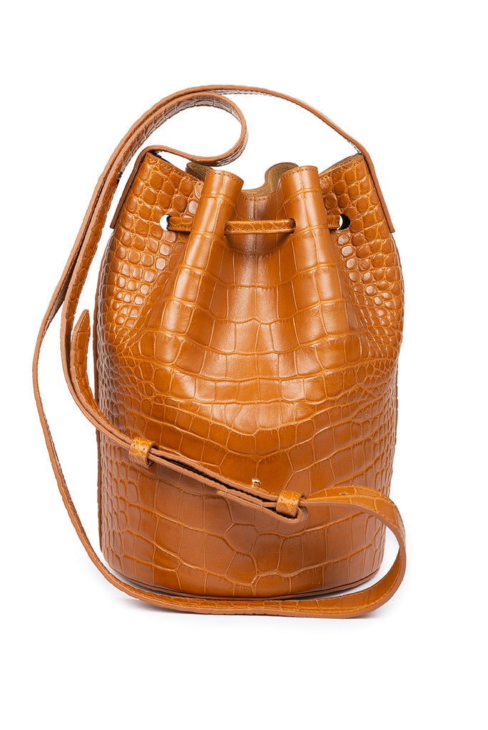 Mini bucket bag marrón grabado en coco soft Leandra | Bolso de piel made in Spain Leandra.
