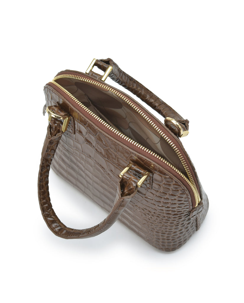 Interior asa corta de bolso de mano mini de piel grabada en coco color marrón Leandra. Made in Spain