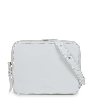 Bandolera de mujer tipo crossbody blanca piel Leandra | Bolso de piel fabricada en Ubrique Leandra a la venta en Leandrabrand.com