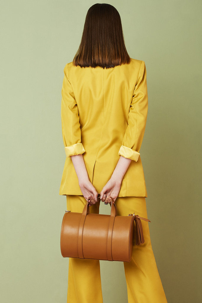 Bolso bowling de piel toffee Leandra. Bolsos de piel de mujer Leandra