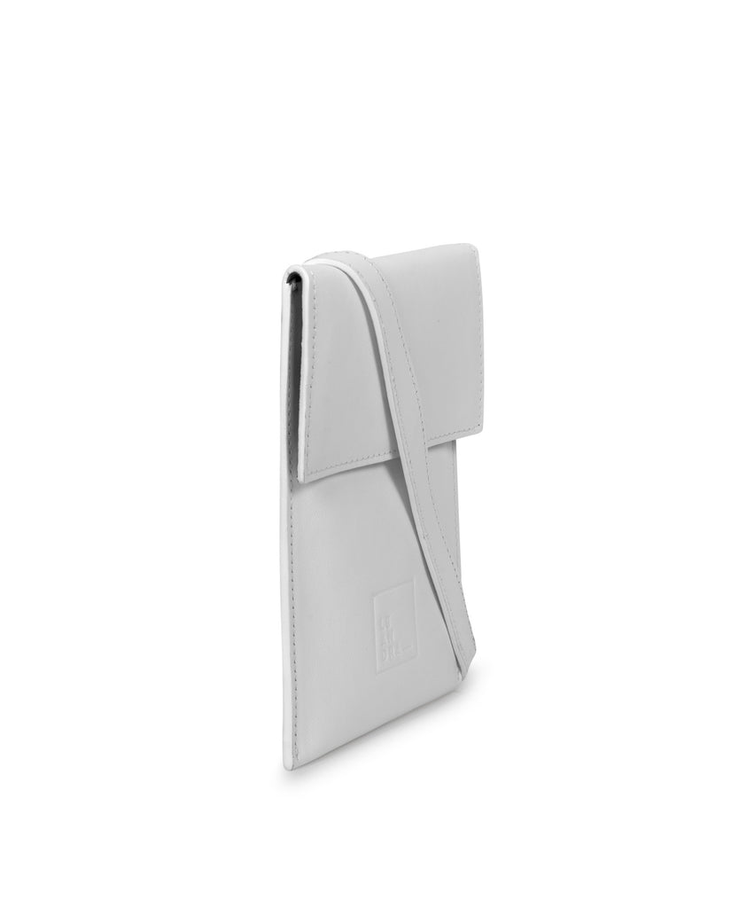 Bolso mini bandolera blanco de piel multiposición Leandra. Bolso de piel made in Spain Leandra