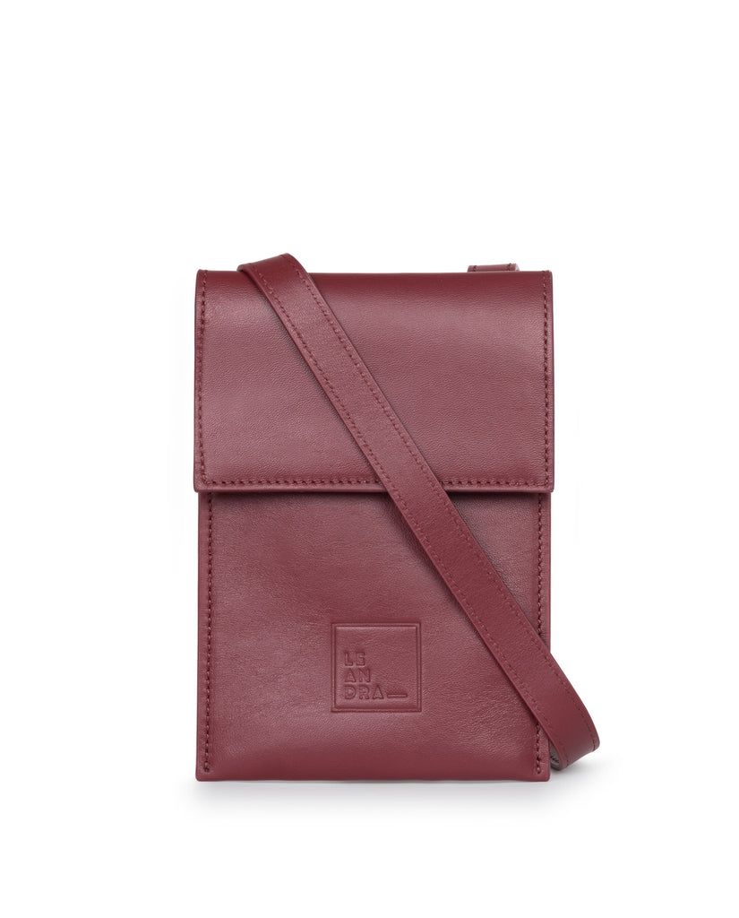 Bolso mini bandolera burgundy Leandra. Bolso de piel Leandra