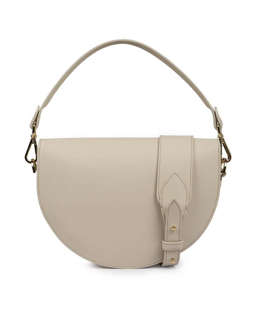 Imagen trasera de bolso tipo Saddle bag de piel color crema taupé Leandra. Bolsos de piel Leandra