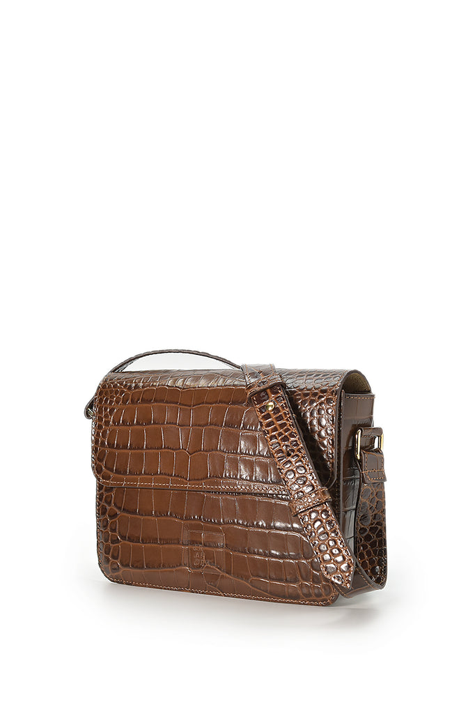 Bandolera de mujer rectangular  con solapa de piel grabada en coco marrón Leandra made in Spain